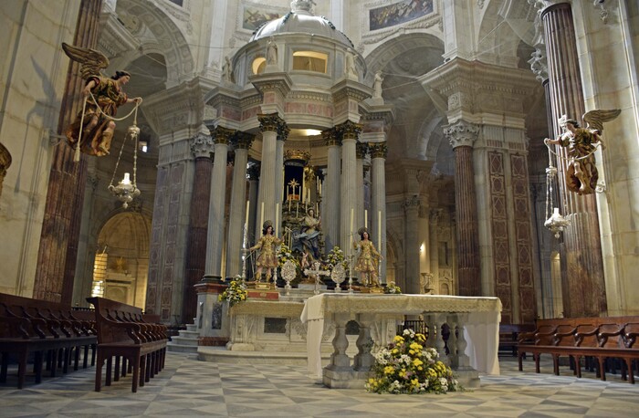 J4 - Cadiz - La cathédrale - Le maître autel