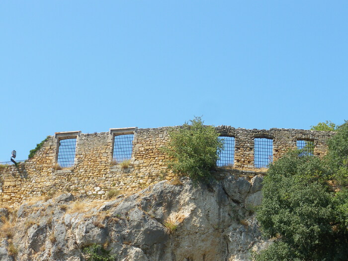 ALLEINS ( Bouches-du-Rhône)