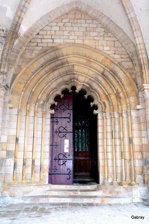 R10 - Porte cathédrale