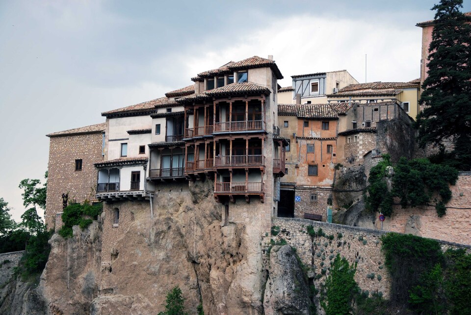 J 4 - Cuenca - Les maisons suspendues