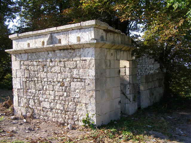 Blog de sylviebernard-art-bouteville : sylviebernard-art-bouteville, La Renaissance du Château de Bouteville (Charente).