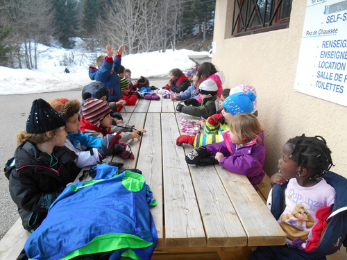 Retour sur la sortie luge des Bisounours et des Schtroumpfs à la Feclaz 