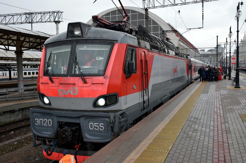 Moscou - Gare Kievskaîa - Train pour Kaluga