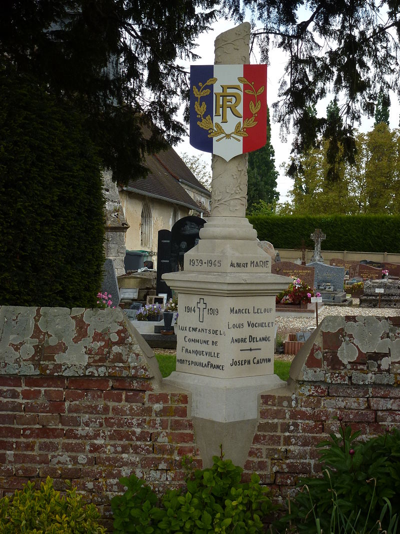 Franqueville (Eure, Fr) monument aux morts.JPG