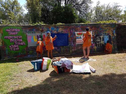 atelier d'initiation au graff lors de la journée porte ouverte de La piscine J.Vives à Montpellier De tres bons moments grace a une superbe organisation de Carole Gilbert