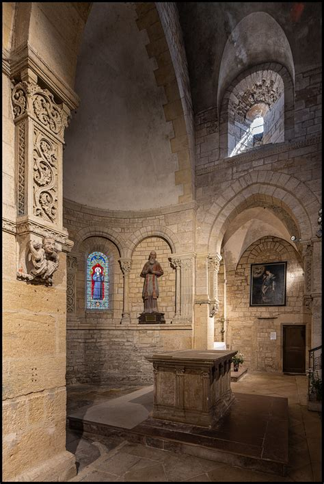 Bourgogne romane: collégiale Saint-Hilaire de Semur-en-Bri… | Flickr