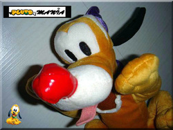 Peluche de Pluto déguisé en clown