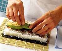 recette maki saumon avocat 4