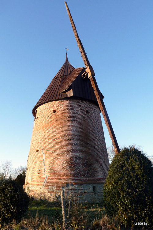 Un moulin du Lauragais ...