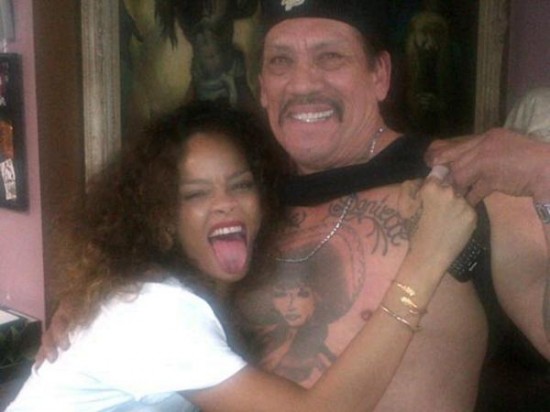 RIHANNA, UN NOUVEAU TATOUAGE ?