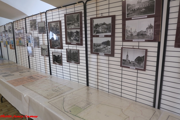 Les Amis du Châtillonnais ont fêté la parution de leur 300 ème "cahier", avec une exposition rétrospective