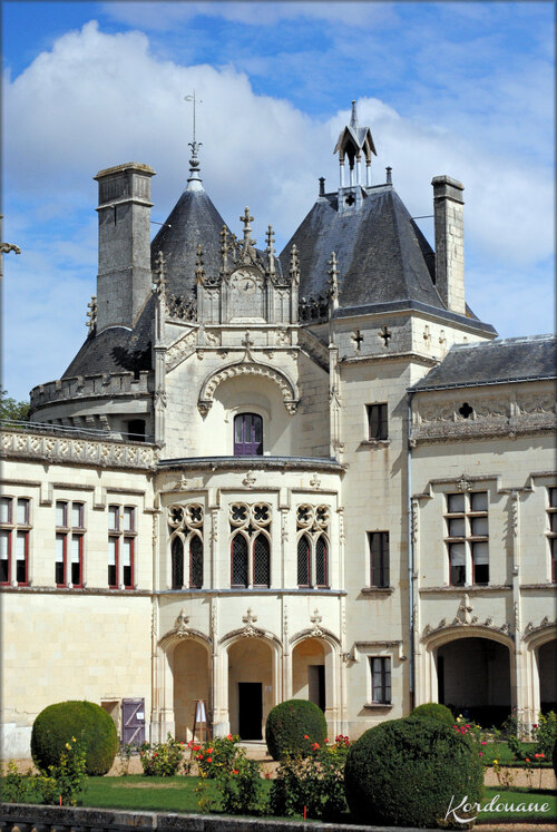 Photos du Château de Bréze, un Château de la Loire