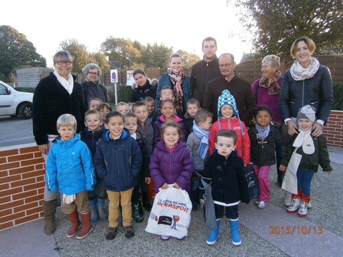 SORTIE DANS LES BOIS DES MATERNELLES