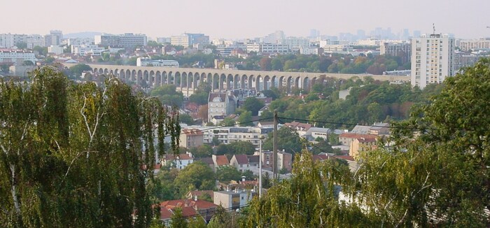 Le 1er et le 8 mai, vous faites le pont?