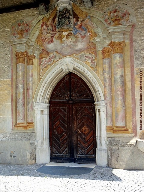 Notre-Dame-de-Trens-detail-de-la-porte-Haut-Adige.JPG
