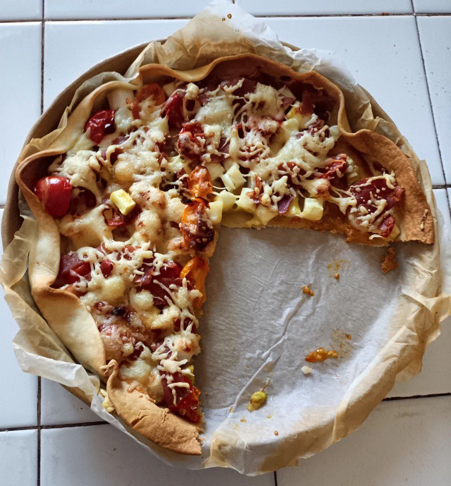 Tarte aux asperges et tomates, mai 2023...