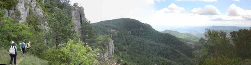 Une pointe du Larzac au dessus de Salces