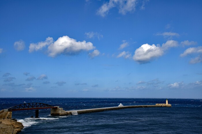 La Valette - Fort St Elme - Vue sur la jetée