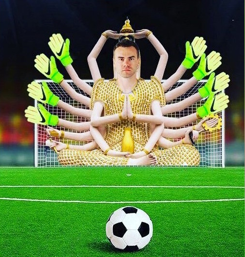 https://1.bp.blogspot.com/-yaBXsUxema4/WztTNB7SvrI/AAAAAAAAIN4/tZtOcnWxv24N_3O8uuPnsR07m4Bp8726ACLcBGAs/s1600/m_main_russia-spain-fifa-mems_posta-magazine.jpg