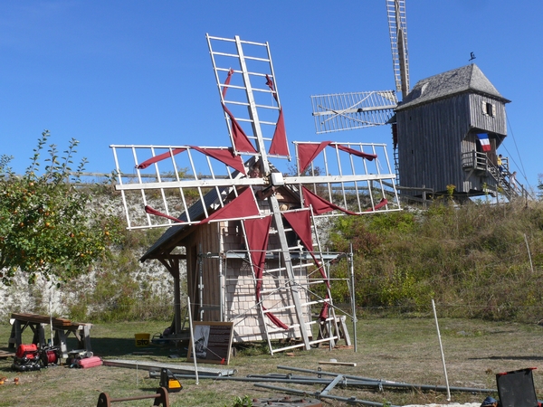 Le moulin à vent champenois de Dosches, dans l'Aube