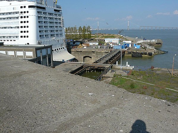 P1100830