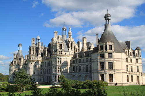  Continuons la visite des trésors de la Loire. Ce jour Chambord