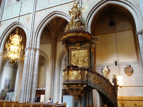 La superbe cathédrale d'Uppsala en Suède (photos)