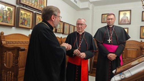 Le cardinal Parolin en Ukraine: «Rien n'est impossible à Dieu»