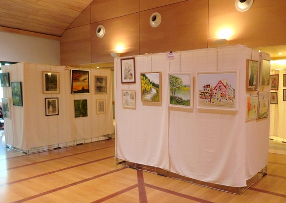 Le salon des peintres 2024 des Amis du Châtillonnais a présenté de très belles œuvres picturales, des photographies et  des céramiques