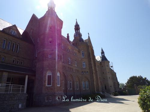Plouharnel, l'abbaye Saint Michel de Kergonan