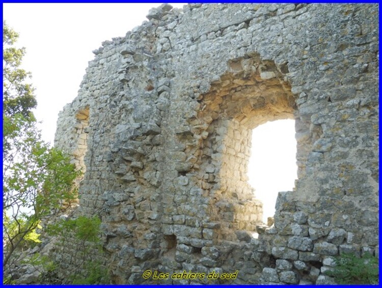 Vieux Nans les pins, la Sainte Croix