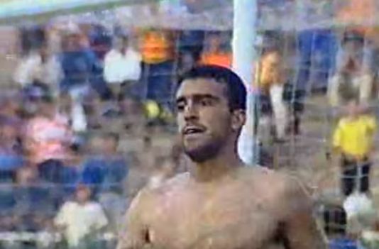 26..05.2000 EN 2 - Burkina Faso 0 Bouacida remplaçant