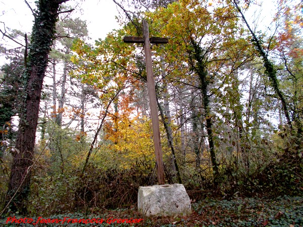 La croix du Mont Roussillon