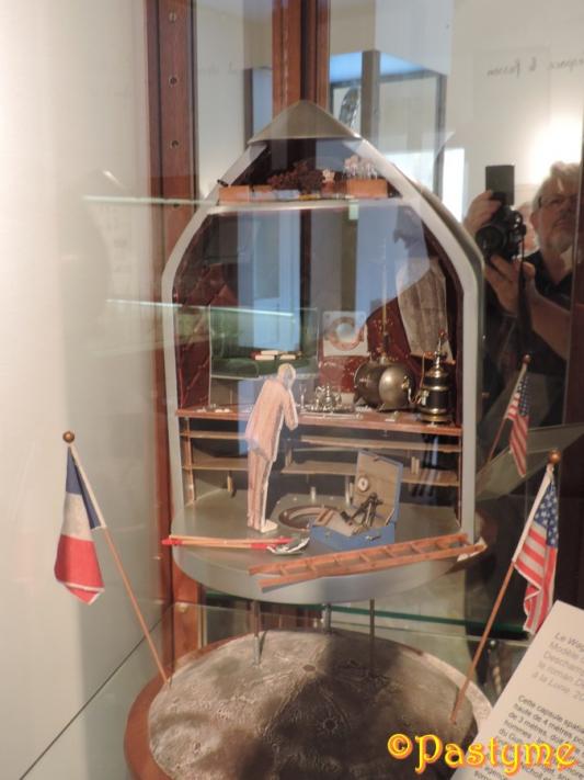 NANTES - MUSEE Jules VERNE