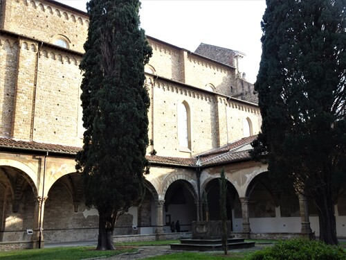 Autour du cloître de Zanta Maria Novella à Florence (photos)
