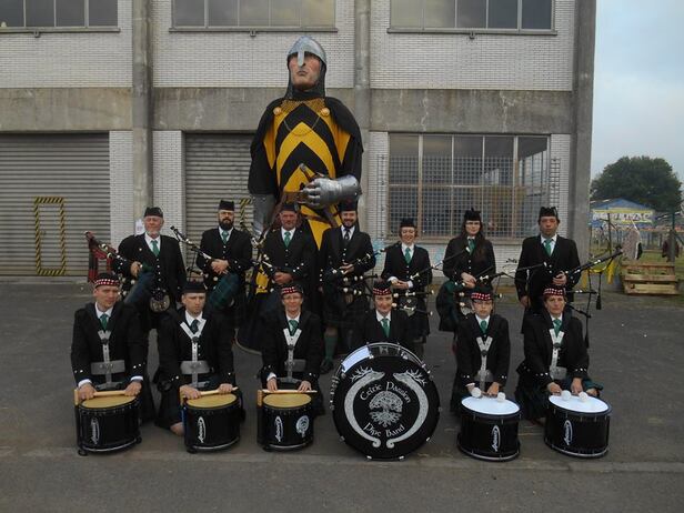 Grand Huit épouvantails, marionnettes et géants... Nimy Maisières Mons 2015