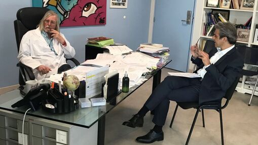 Entretien le 27 mai 2020 avec le Professeur Didier Raoult de l'Institut Hospitalo-Universitaire Méditerranée Infection, implanté à Marseille. / © Anne-Sophie MAXIME / FTV