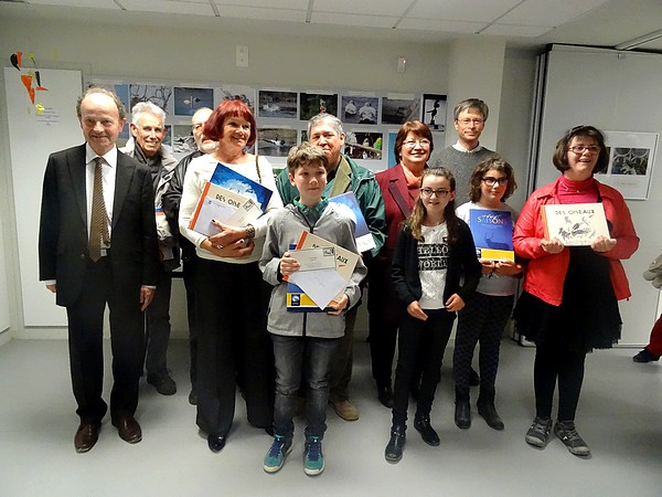 La remise des prix aux lauréats du concours-photo sur l'oiseau, organisé par la bibliothèque Municipale de Châtillon sur Seine...