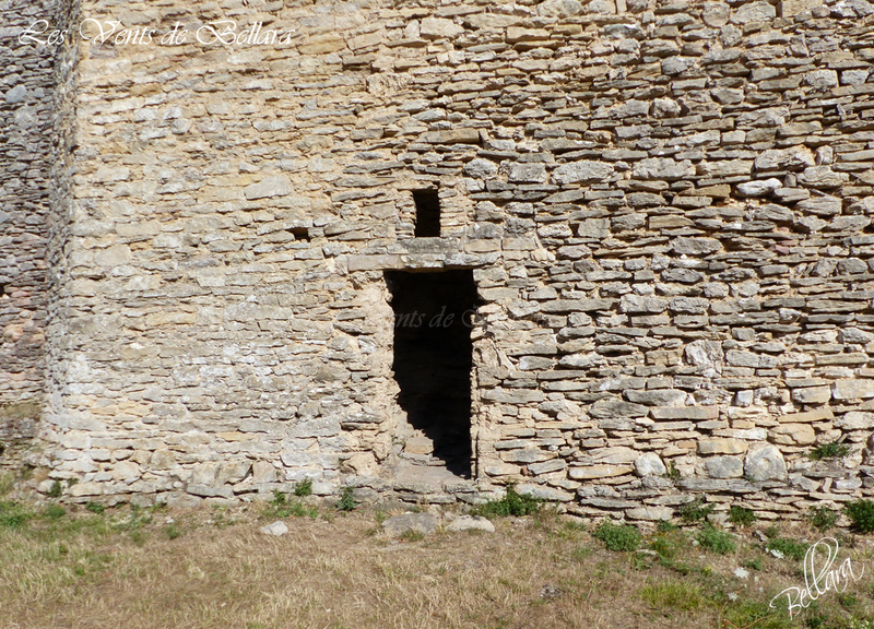 Crémieu  - Remparts du prieuré bénédictin de Saint-Hypolyte - 13ème siècle - 5