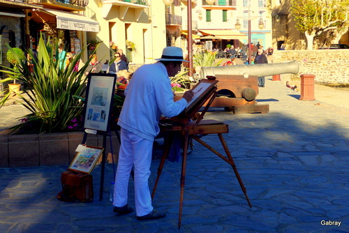 Collioure : l'artiste peintre au travail...