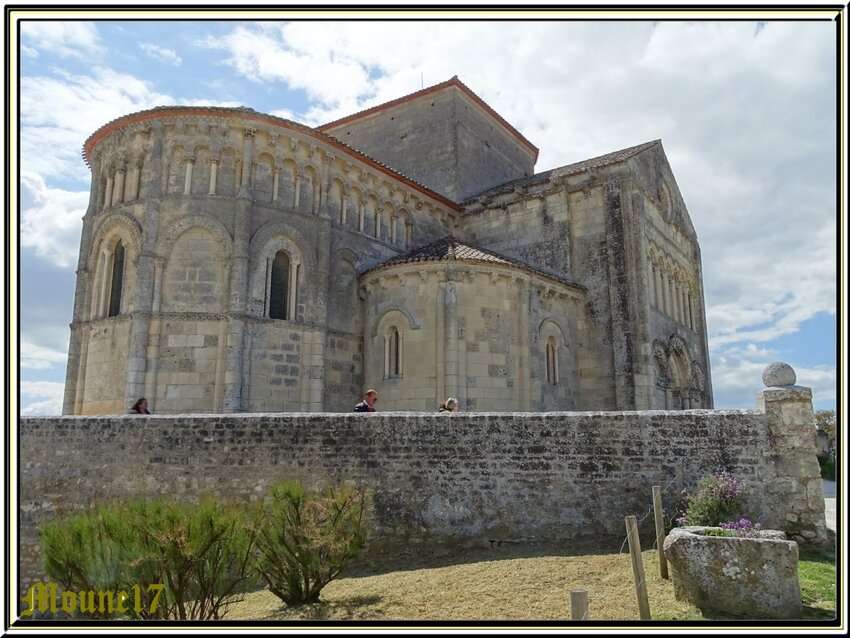 Talmont sur gironde avec Régine et son mari