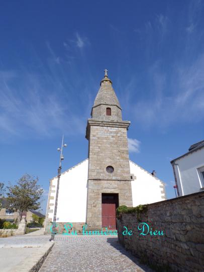 Erdeven, l'église Saint Pierre et Saint Paul