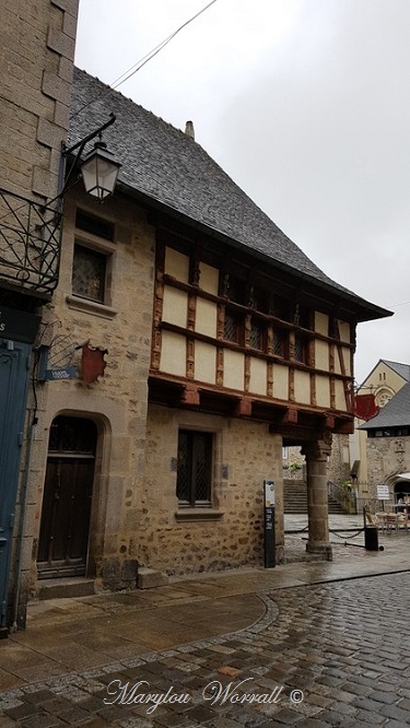 Bretagne : Dinan La Maison de la Harpe Celtique