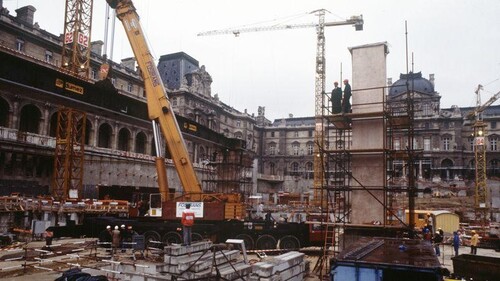 Il y a 28 ans... le Louvre recevait sa pyramide