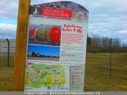 Dimanche 15 Février 2015 ... Airbus A380:je pense qu'il y a eu un départ car j'ai eu la chance de voir la péniche arrivé a Langon,je vous met le site des heures de départ de Langon,