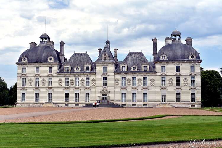 Photos de la façade du château de Cheverny