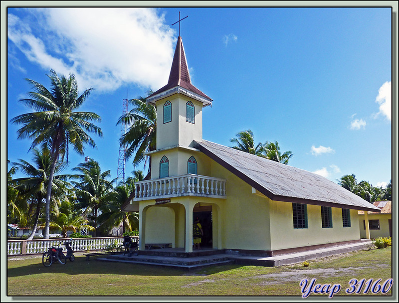 Tuherahera : son église - Atoll Tikehau - Archipel des Tuamotu - Polynésie française