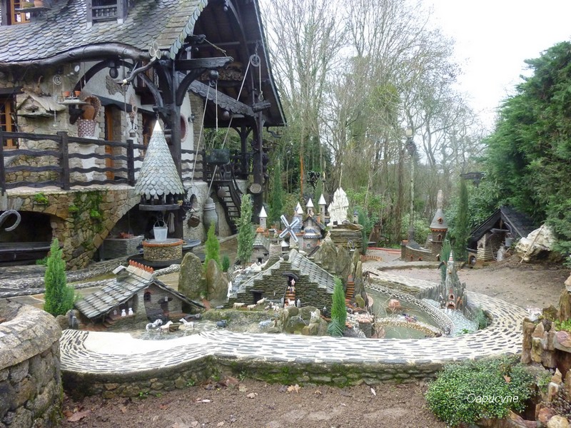 Le jardin des lutins (Sucé-sur-Erdre 44) - La nature et la plume