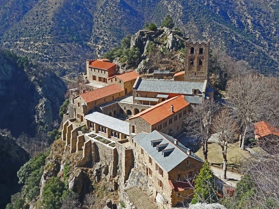 L'ABBAYE-ST-MARTIN-DU-CANIG