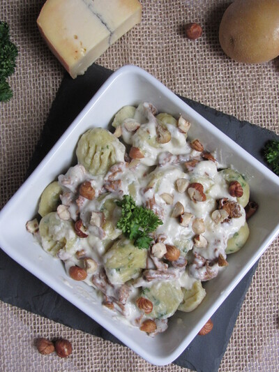 Gnocchi persillés et leur sauce au morbier et aux girolles